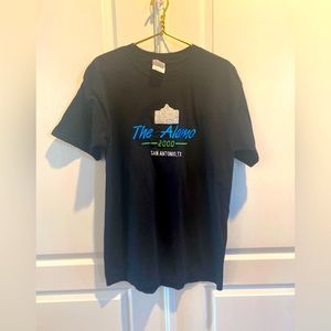 VTG Y2K Texas Embroidered The Alamo T-Shirt L